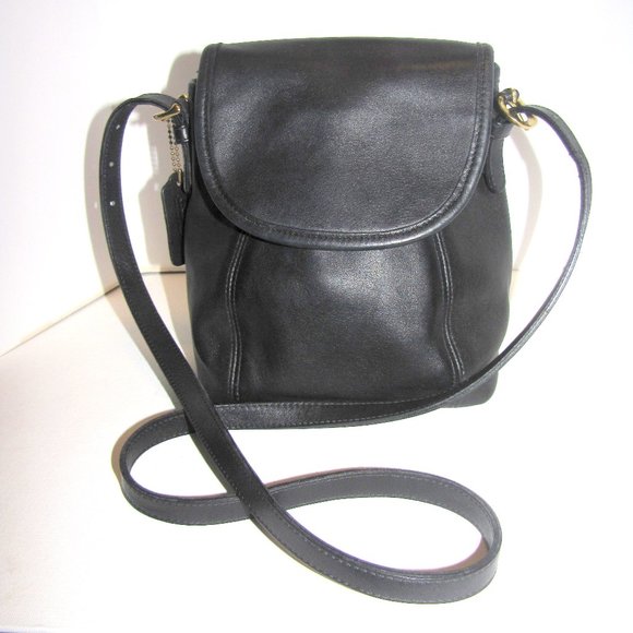 Coach Handbags - Vintage Coach Soho Small Black Crossbody Bag 4108